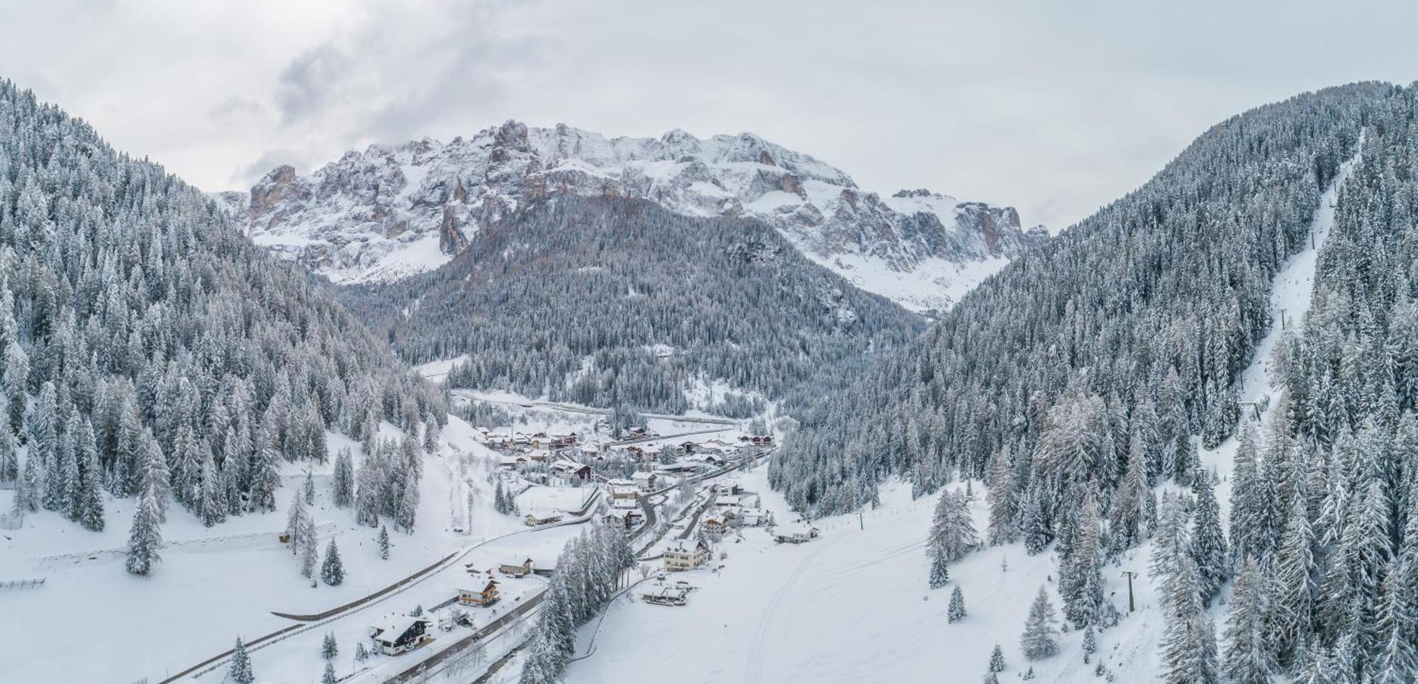 Garni La Grambla Hotel Selva di Val Gardena Luaran gambar