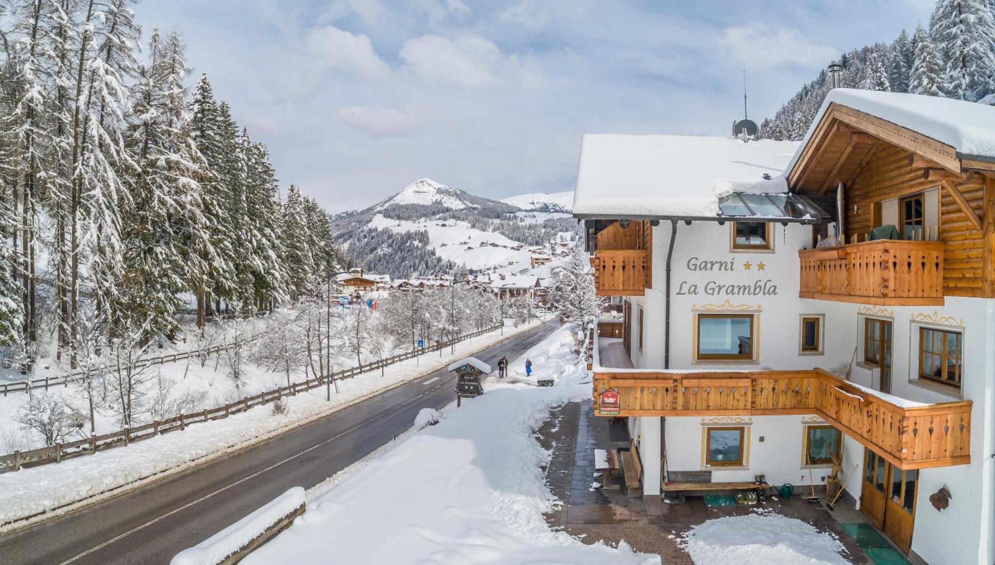 Garni La Grambla Hotel Selva di Val Gardena Luaran gambar