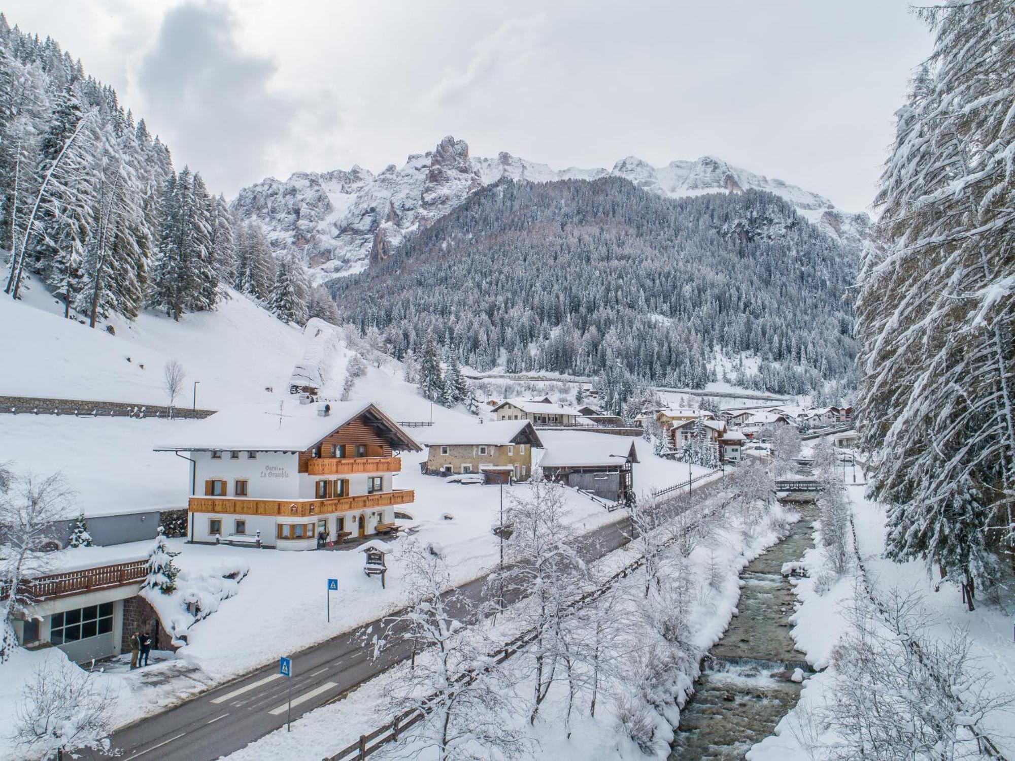 Garni La Grambla Hotel Selva di Val Gardena Luaran gambar