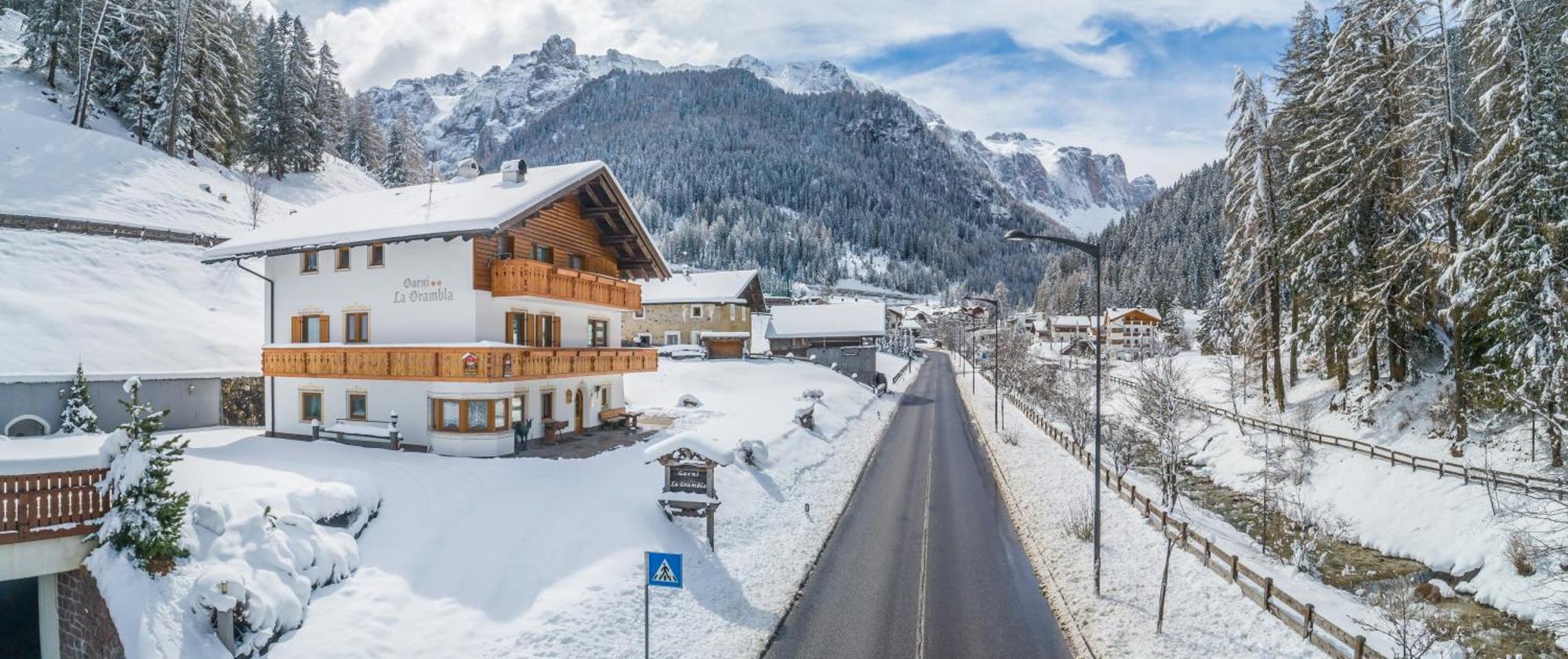 Garni La Grambla Hotel Selva di Val Gardena Luaran gambar