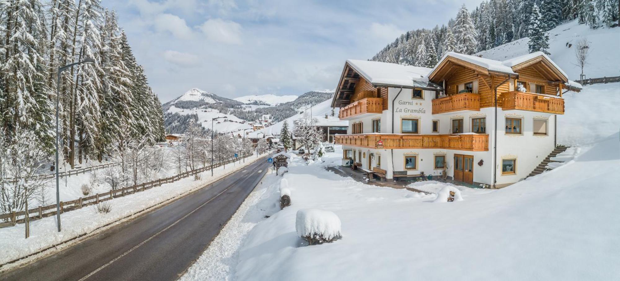 Garni La Grambla Hotel Selva di Val Gardena Luaran gambar
