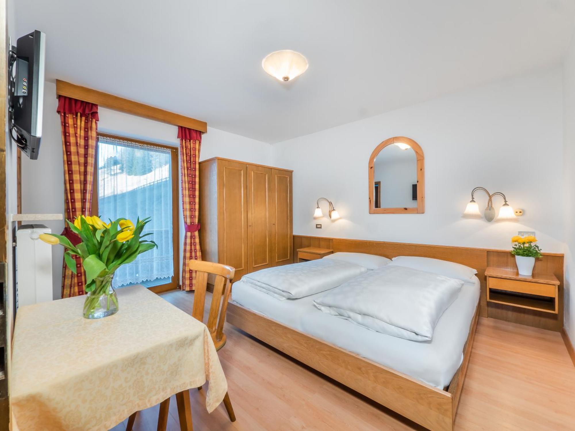 Garni La Grambla Hotel Selva di Val Gardena Luaran gambar