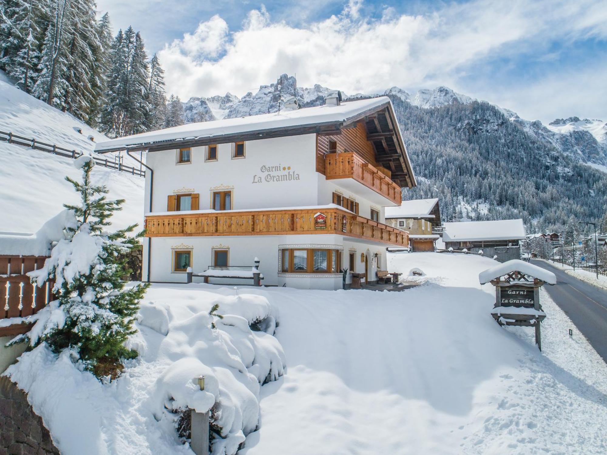 Garni La Grambla Hotel Selva di Val Gardena Luaran gambar