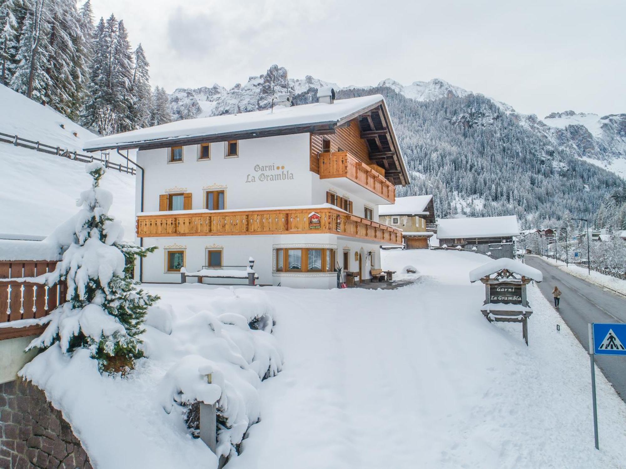 Garni La Grambla Hotel Selva di Val Gardena Luaran gambar